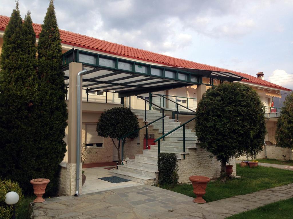 Hotel Galaxy Krepeni Dış mekan fotoğraf
