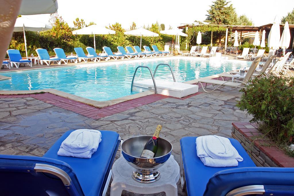 Hotel Galaxy Krepeni Dış mekan fotoğraf