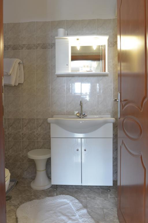 Hotel Galaxy Krepeni Dış mekan fotoğraf